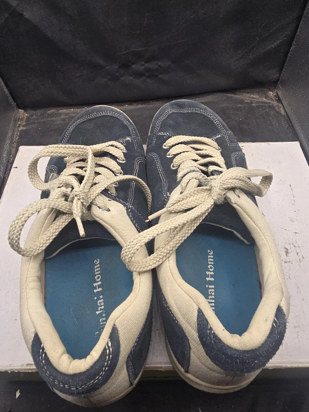 Simple Blue and Cream Men's Sneakers